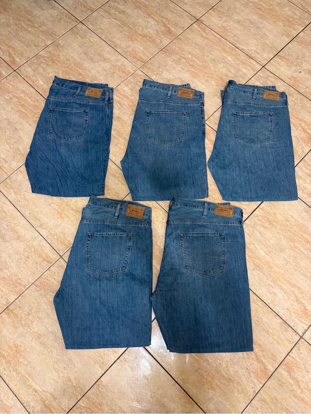 X5 Polo Ralph Lauren Men
Hampton Relaxed Straight Jeans
46X32 Pocket Denim NEW